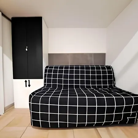 Robi Naples